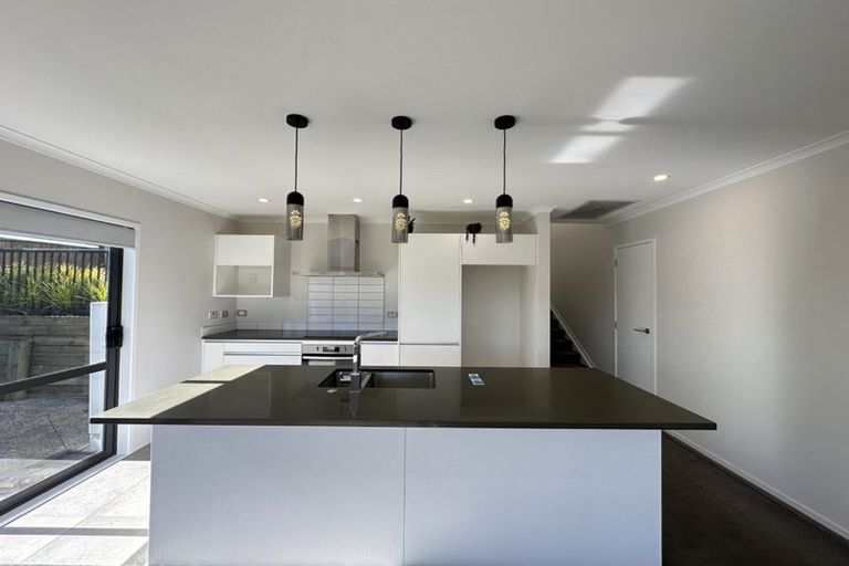 Photo of property in 23 Helenvale Crescent, Pokeno, 2402