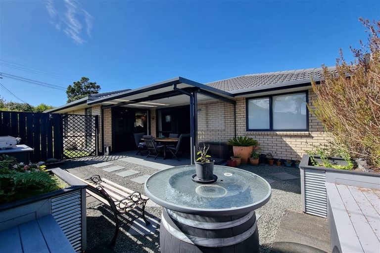 Photo of property in 12 South Road, Waipu, 0510