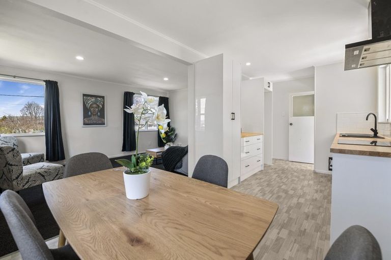 Photo of property in 22 Thomas Crescent, Western Heights, Rotorua, 3015