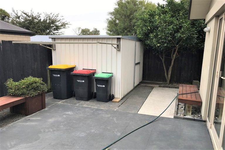 Photo of property in 18 Scarlet Lane, Redwood, Christchurch, 8051