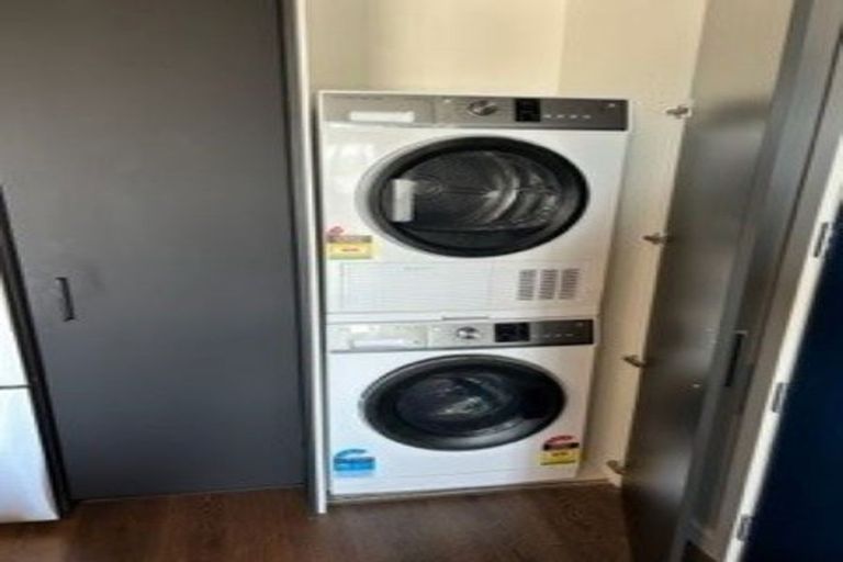 Photo of property in 407/2 Launch Road, Hobsonville, Auckland, 0616