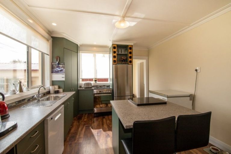 Photo of property in 16 Severn Street, Mosgiel, 9024