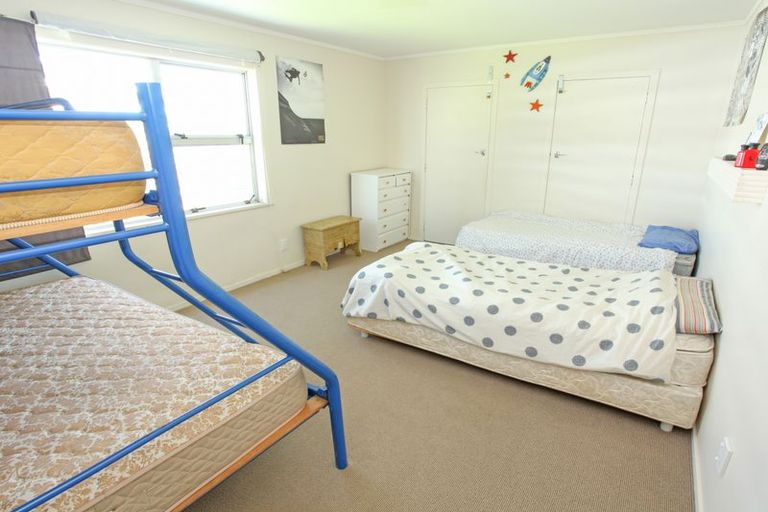 Photo of property in 2 Taipari Avenue, Raglan, 3225