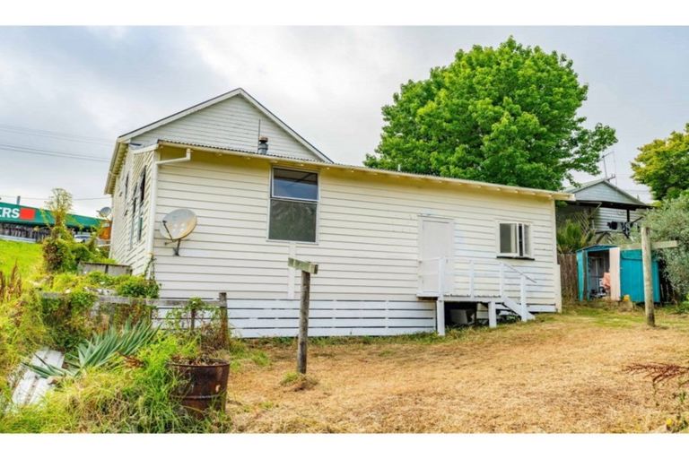 Photo of property in 173 Hurndall Street West, Maungaturoto, 0520
