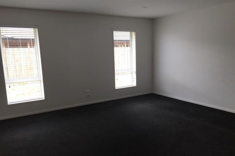Photo of property in 10 Atap Place, Northwood, Christchurch, 8051