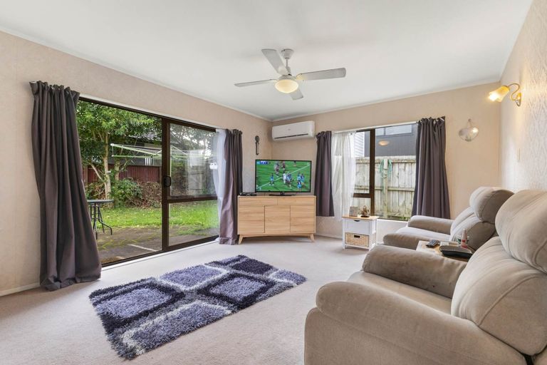 Photo of property in 3/556 Weymouth Road, Weymouth, Auckland, 2103