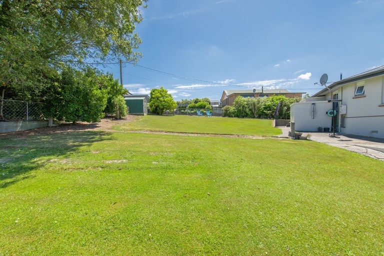 Photo of property in 98 Frank Street, Gore, 9710