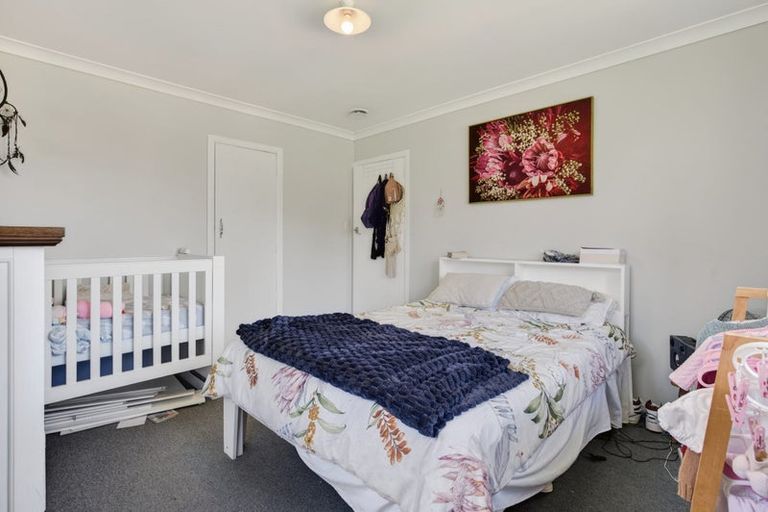 Photo of property in 2 View Street, Maungaturoto, 0520