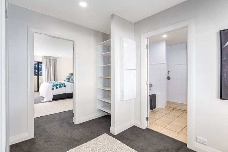 Photo of property in 10 Upland Road, Kelburn, Wellington, 6012