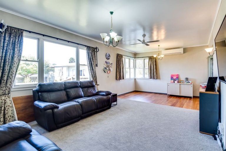 Photo of property in 5 Ballance Place, Marewa, Napier, 4110