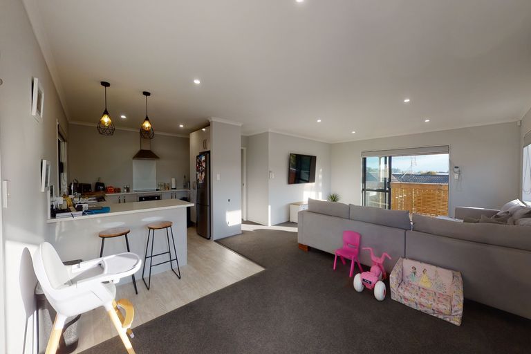 Photo of property in 236b Dominion Road, Red Hill, Papakura, 2110