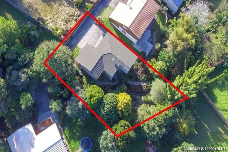 Photo of property in 10d Elliston Crescent, Stanmore Bay, Whangaparaoa, 0932