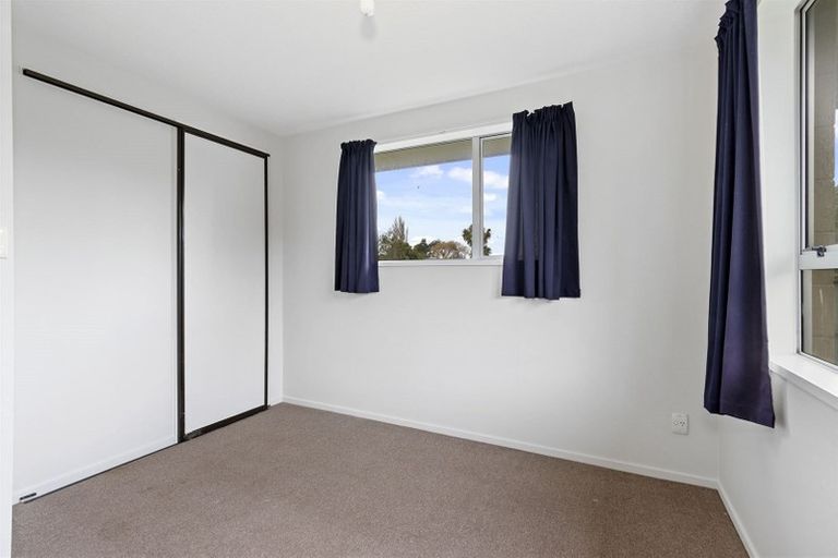 Photo of property in 52 Woodend Road, Woodend, 7610