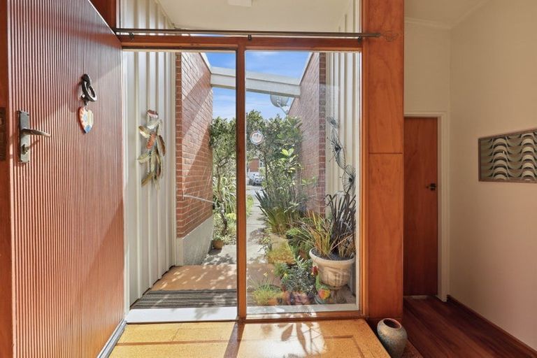 Photo of property in 37 Derwent Street, Helensburgh, Dunedin, 9010