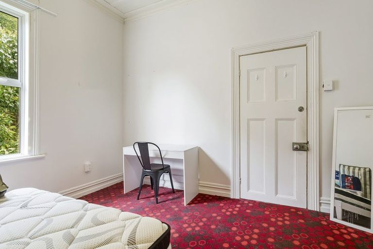 Photo of property in 143 Queen Street, North Dunedin, Dunedin, 9016