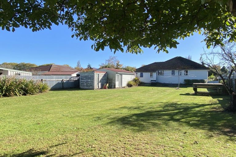 Photo of property in 14 Collett Street, Dannevirke, 4930