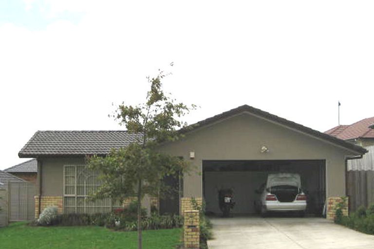 Photo of property in 19 Lake Panorama Drive, Henderson, Auckland, 0612