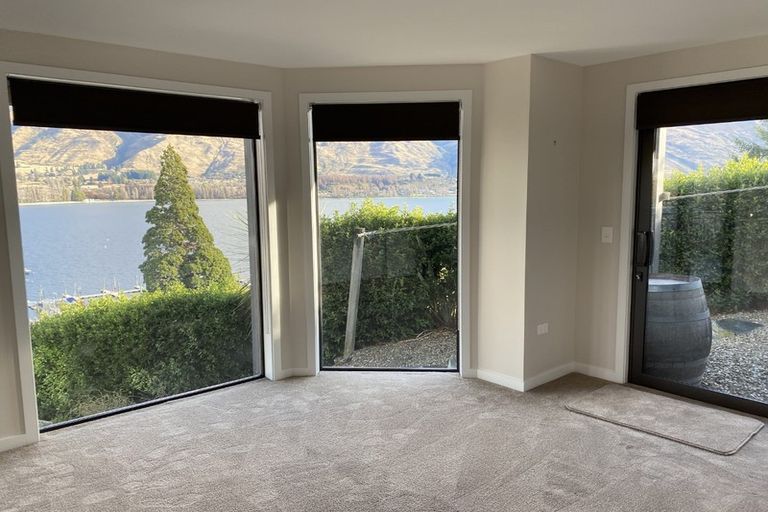 Photo of property in 92 Lismore Street, Wanaka, 9305