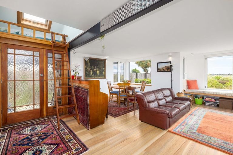 Photo of property in 31 Beachville Road, Redcliffs, Christchurch, 8081