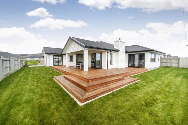 Photo of property in 21 Silicon Way, Fitzherbert, Palmerston North, 4410