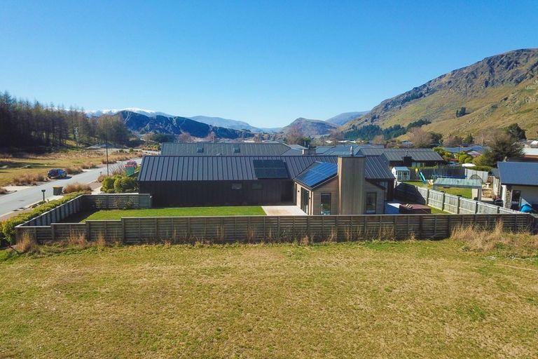 Photo of property in 9 Morepork Way, Arthurs Point, Queenstown, 9371