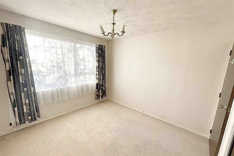 Photo of property in 1/107 Main North Road, Papanui, Christchurch, 8052