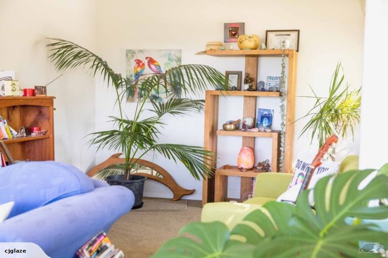 Photo of property in 33 Scott Road, Stanmore Bay, Whangaparaoa, 0932