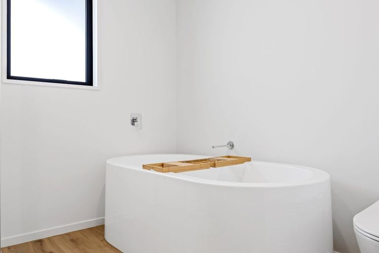 Photo of property in 1 Stonyer Street, Woodend, 7610