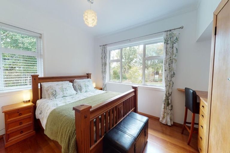 Photo of property in 2 Hackett Street, Whanganui East, Whanganui, 4500