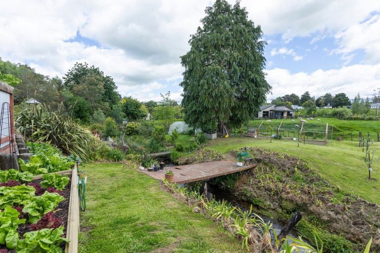 Photo of property in 15b Edward Street, Dannevirke, 4930
