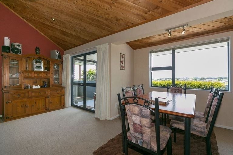 Photo of property in 146 Parklands Avenue, Bell Block, New Plymouth, 4312