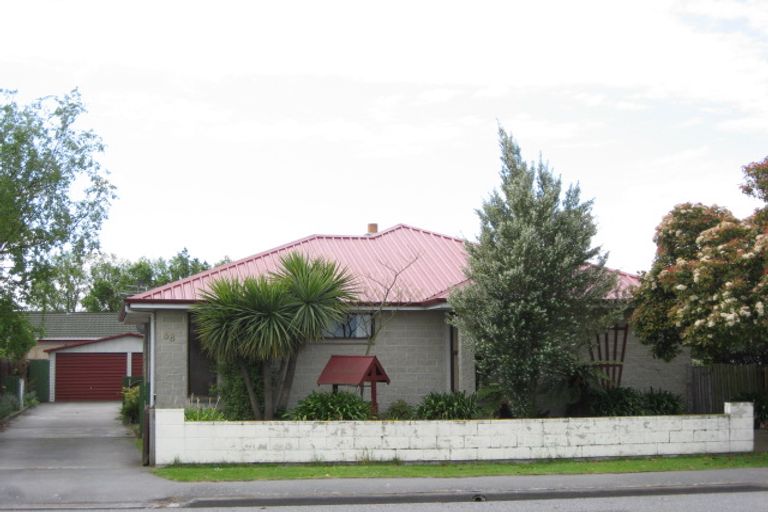 Photo of property in 68 Johns Road, Rangiora, 7400