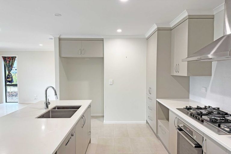 Photo of property in 84a Holland Road, Fairfield, Hamilton, 3214