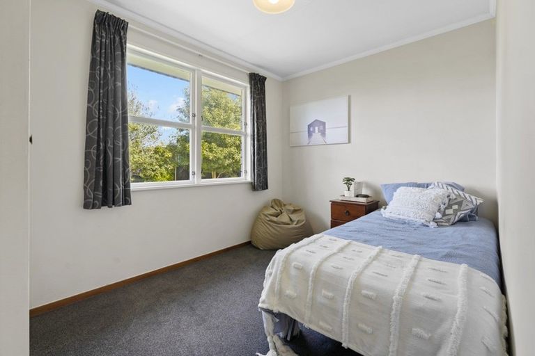 Photo of property in 1 Sutherland Crescent, Westbrook, Palmerston North, 4412