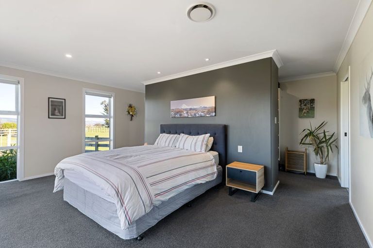 Photo of property in 18 Ashgrove Lane, Ashhurst, Palmerston North, 4470