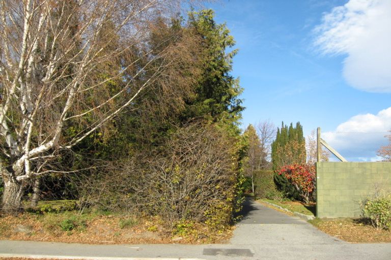 Photo of property in 26 Neplusultra Street, Cromwell, 9310