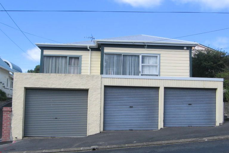 Photo of property in 27 Washington Avenue, Brooklyn, Wellington, 6021