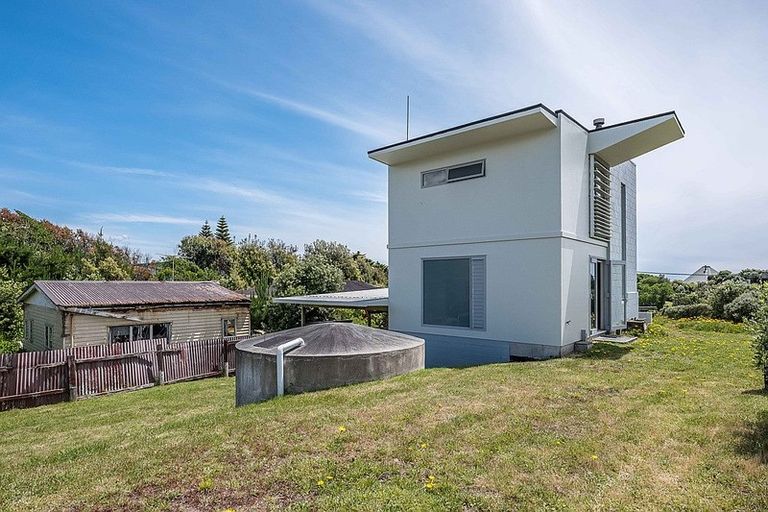 Photo of property in 44 Rodney Avenue, Te Horo Beach, Otaki, 5581