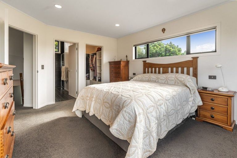 Photo of property in 24a Balmain Road, Chatswood, Auckland, 0626