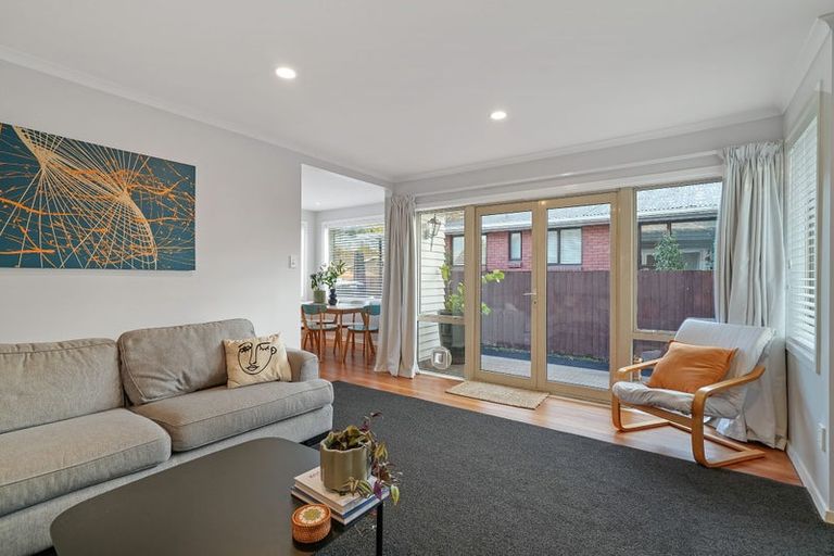 Photo of property in 72 Wingate Street, Redwood, Christchurch, 8051