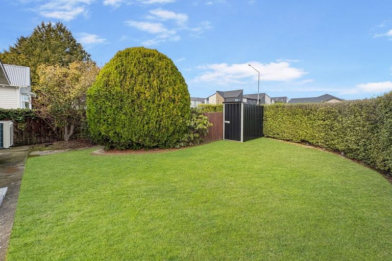 Photo of property in 1/2 Quinns Road, Shirley, Christchurch, 8013