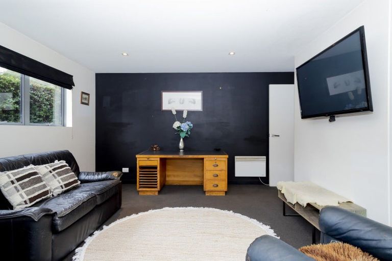 Photo of property in 8 Bracken Street, Arrowtown, 9302