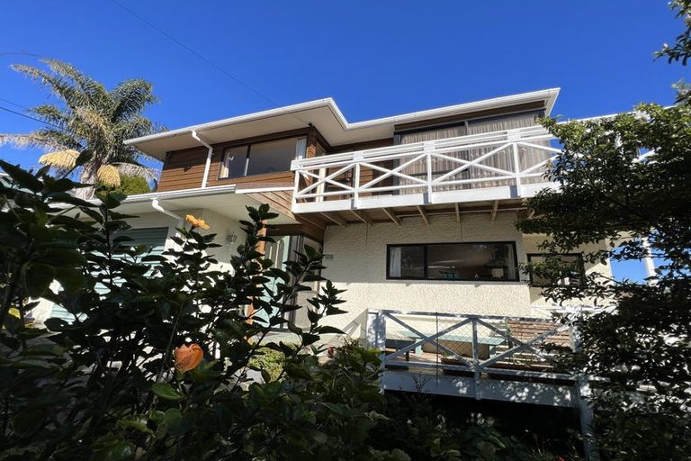 Photo of property in 4 Rae Road, Campbells Bay, Auckland, 0620
