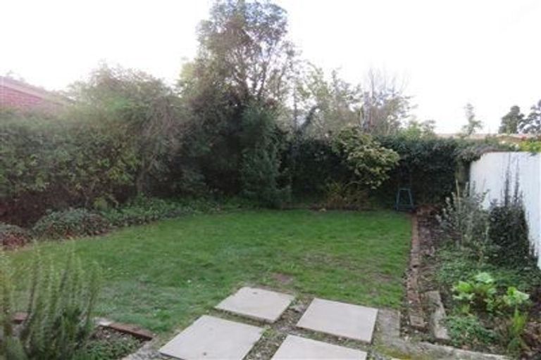 Photo of property in 4/33 Newbridge Place, Ilam, Christchurch, 8041