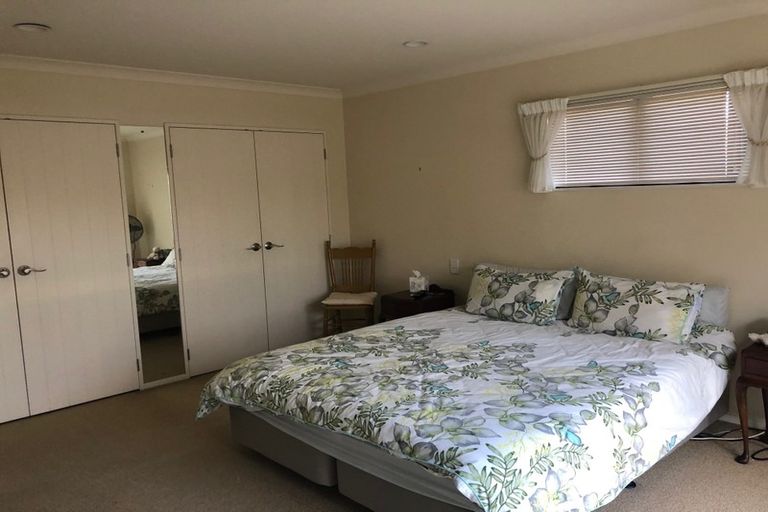 Photo of property in 23 Seneca Court, Golflands, Auckland, 2013