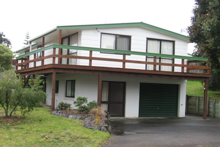 Photo of property in 12 Twilight Bay, Omaha, 0986