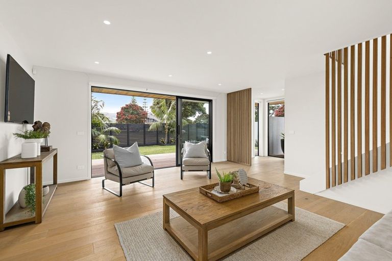 Photo of property in 14 Ida Way, Omaha, 0986