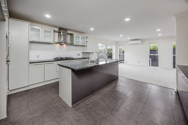 Photo of property in 10 Savina Court, Flat Bush, Auckland, 2019