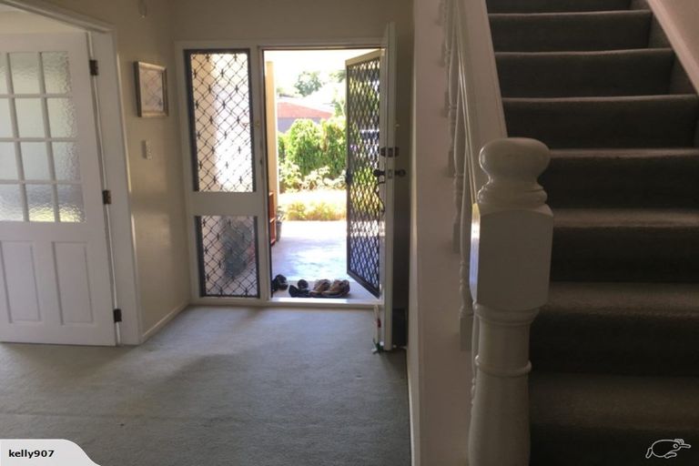 Photo of property in 16 Oliver Twist Avenue, Mellons Bay, Auckland, 2014