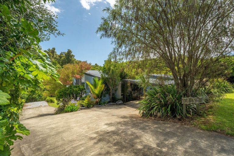 Photo of property in 37 Bay Vista Drive, Pohara, Takaka, 7183
